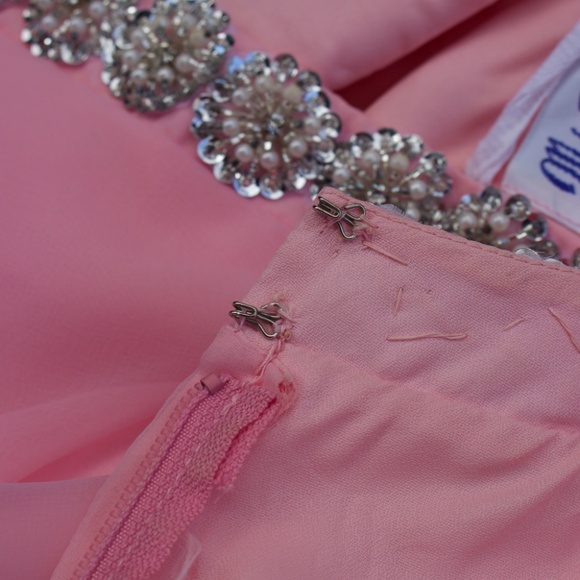 Vintage 1970's Mike Benet Formals Bubblegum Pink Chiffon Maxi Caplet Jewel Dress - Picture 16 of 17